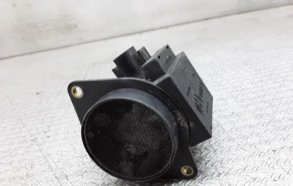 Skoda Octavia Mk2 (1Z) Mass air flow meter 074906461