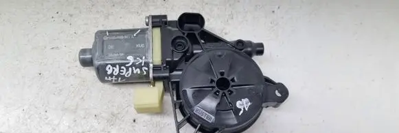 Skoda Superb B8 (3V) Rear door window regulator motor 5Q0959801A