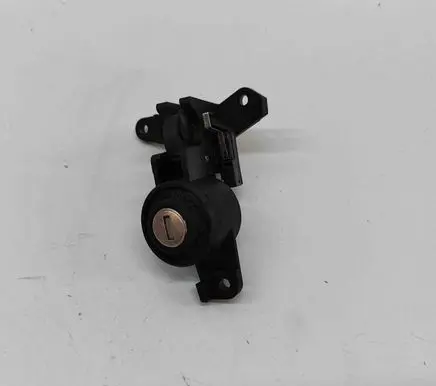 Porsche Boxster 986 Front door lock (next to the handle) 996552097