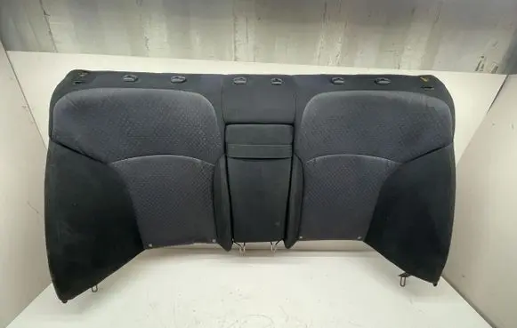 Lexus IS 220D-250-350 Rear seat 