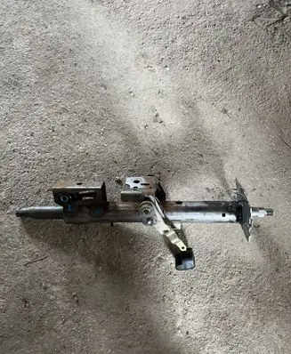 Toyota RAV 4 (XA20) Steering wheel axle