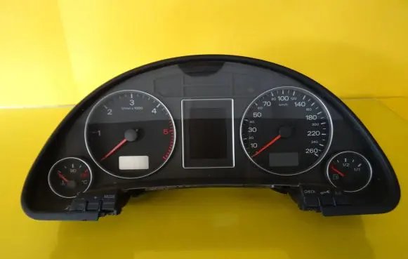 Audi A4 S4 B7 8E 8H Speedometer (instrument cluster) 8E0920900P