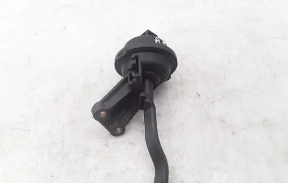 Opel Astra H Other engine bay part 050520