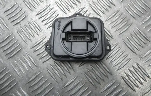 Jeep Grand Cherokee Light module LCM 90042670