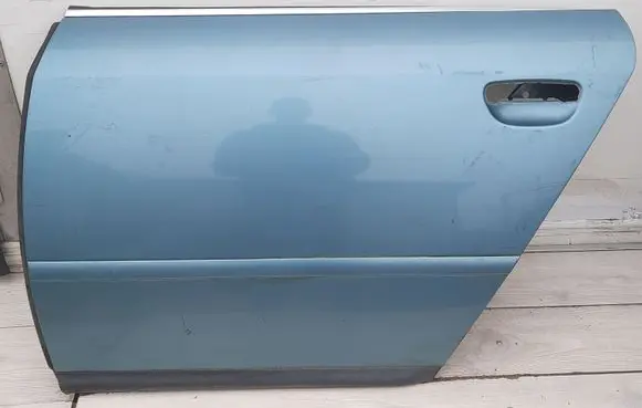 Audi A4 S4 B5 8D Rear door