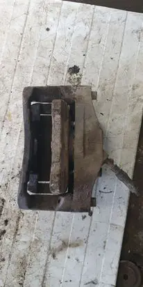 Volvo XC90 Front brake caliper NOCODE