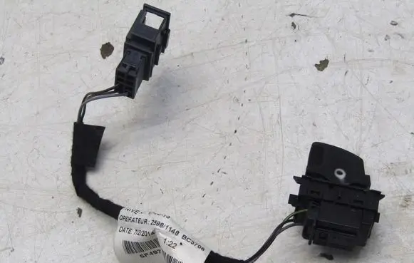 Seat Leon (5F) Quarter vent window switch 5F4971693