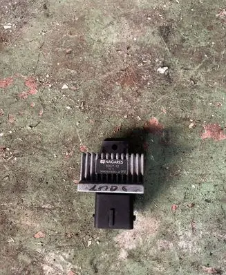 Citroen Berlingo Glow plug pre-heat relay 9640469680