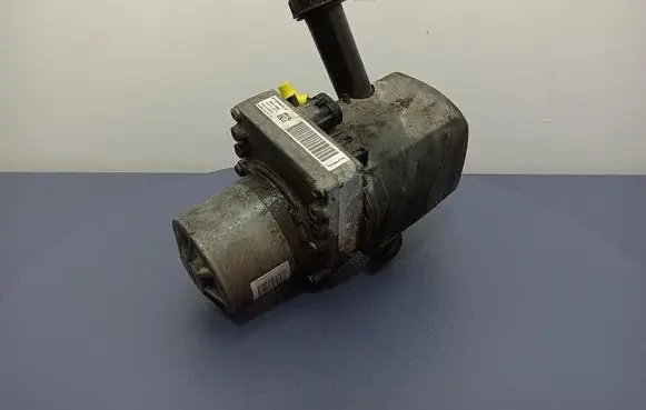 Peugeot 407 Power steering pump 9682527780