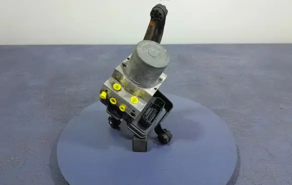 BMW X5M F85 ABS Pump 61230412