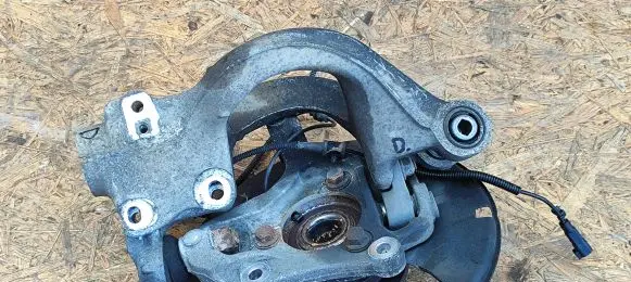 Opel Cascada Front wheel hub 13583479 13394838