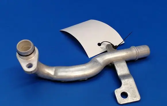 Land Rover Discovery 5 Engine coolant pipe/hose FPLA8C202CB