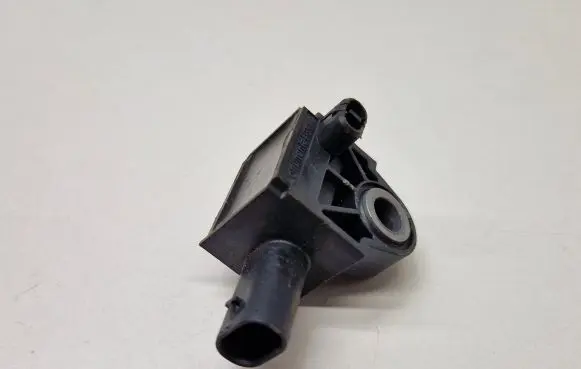 BMW 5 F10 F11 Airbag deployment crash/impact sensor 9224177