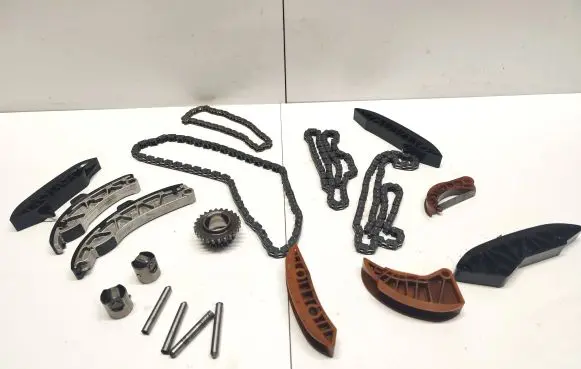 Mercedes-Benz C AMG W205 Timing chain (engine) 