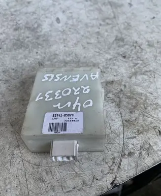 Toyota Avensis T250 Door control unit/module 8974105070