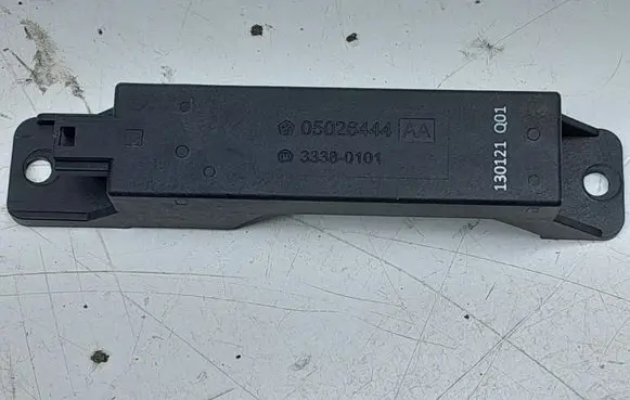 Lancia Voyager Keyless system antenna 05026444AA
