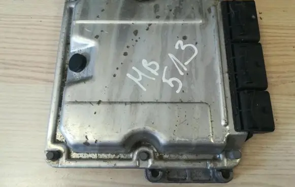 Opel Vivaro Other control units/modules 0281010633 MB513