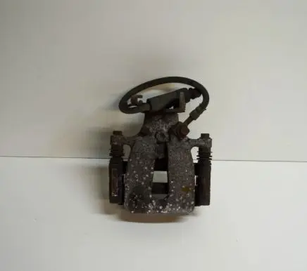 Opel Insignia A Rear brake caliper