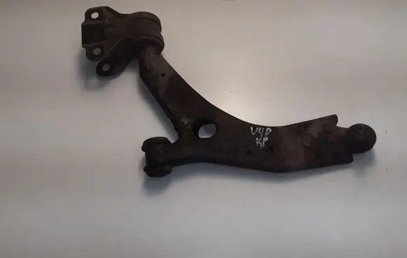 Volvo V40 Front lower control arm/wishbone AV613A262DA