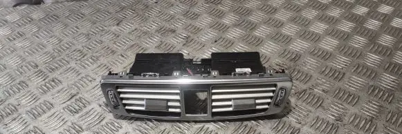 Mercedes-Benz CLS C218 X218 Dash center air vent grill A2188300754