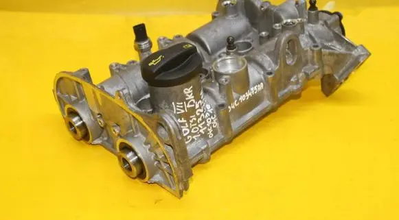Volkswagen Golf VII Rocker cam cover 