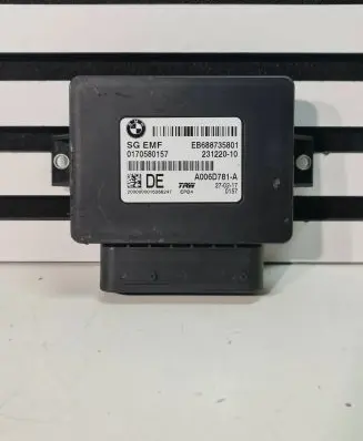 BMW 5 F10 F11 Hand brake control module 6887358 23122010