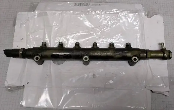 Volvo S60 Fuel main line pipe 8658252 002886 0445215010