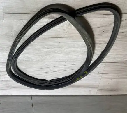Mitsubishi Pajero Rear door glass trim molding