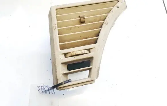 Chrysler Sebring (JS) Dash center air vent grill 1000416