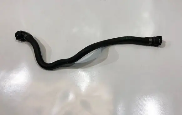BMW 7 E65 E66 Engine coolant pipe/hose 7508015