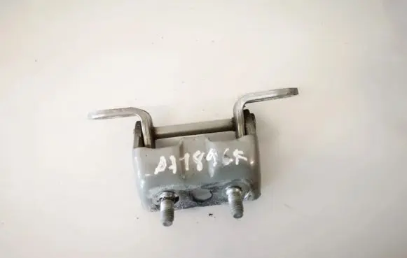 Nissan Qashqai Tailgate/trunk/boot hinge