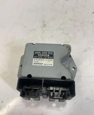 Toyota Prius (XW20) Heater blower motor/fan resistor 8716547020