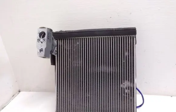 Toyota Prius (XW50) Air conditioning (A/C) radiator (interior) 01C08J0635B 4475005940