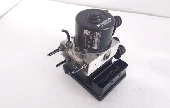 Volkswagen Jetta V ABS Pump 1K0514517M