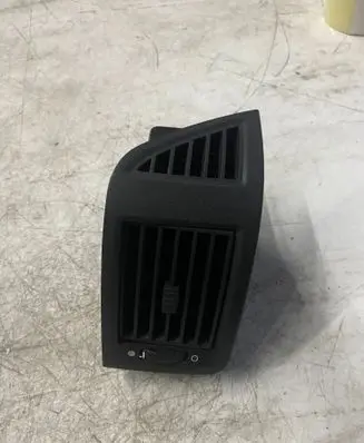 Peugeot Boxer Dashboard air vent grill cover trim 385800