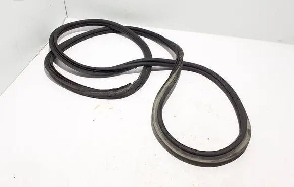 Mercedes-Benz GLS X167 Trunk rubber seal (body) A1677408400