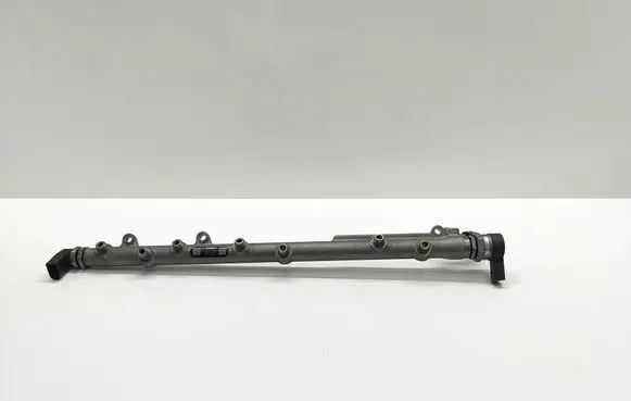 BMW 5 E60 E61 Fuel main line pipe 7799610 779961002 0445216023