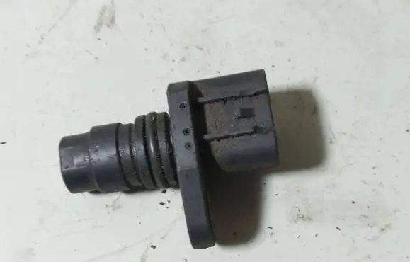 Opel Meriva B Crankshaft position sensor 8973216200 01G31