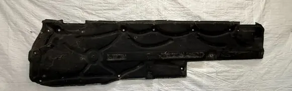 Mercedes-Benz E AMG W212 Engine splash shield/under tray A2126805008