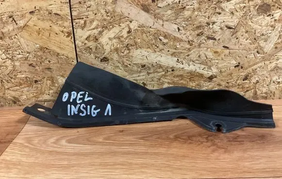 Opel Insignia A Wiper trim 13249991 1154682