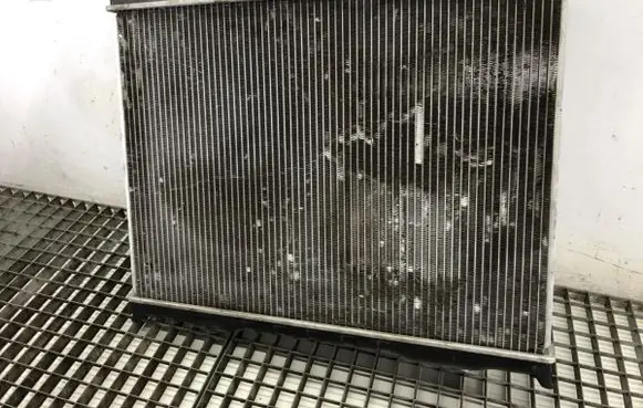 KIA Sorento Coolant radiator