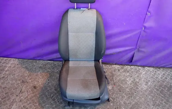 Skoda Fabia Mk2 (5J) Seat set 