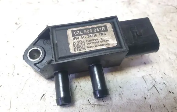 Audi A4 S4 B9 Exhaust pressure sensor 03L906051B