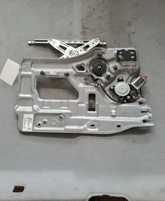 Hyundai Santa Fe Rear door window regulator with motor 9881026200