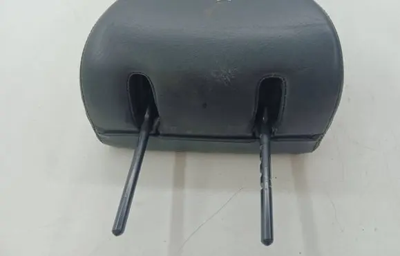 Peugeot 406 Front seat headrest 