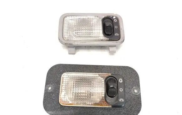 Citroen Berlingo Front seat light