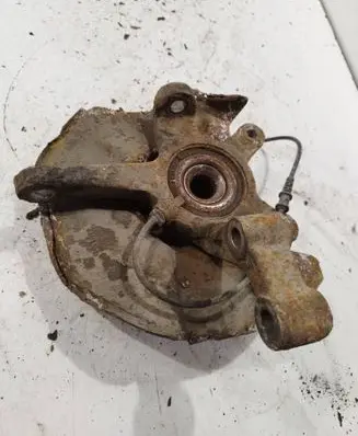 Mercedes-Benz B W245 Front wheel hub spindle knuckle