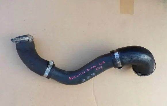Ford Kuga II Intercooler hose/pipe