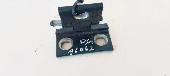 Volvo S80 Rear door lower hinge