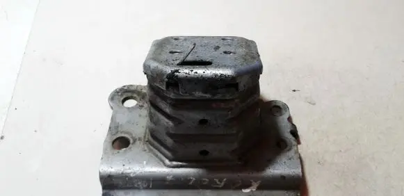 Toyota Corolla Verso AR10 Front bumper mounting bracket